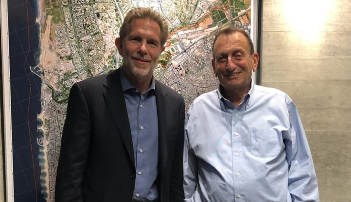 Παύλος Γερουλάνος με τον Δήμαρχο του Τελ Αβίβ Ron Huldai